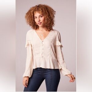 Band of the Free Sandy Cream Ruffle Long Sleeve Top Size XS NWT